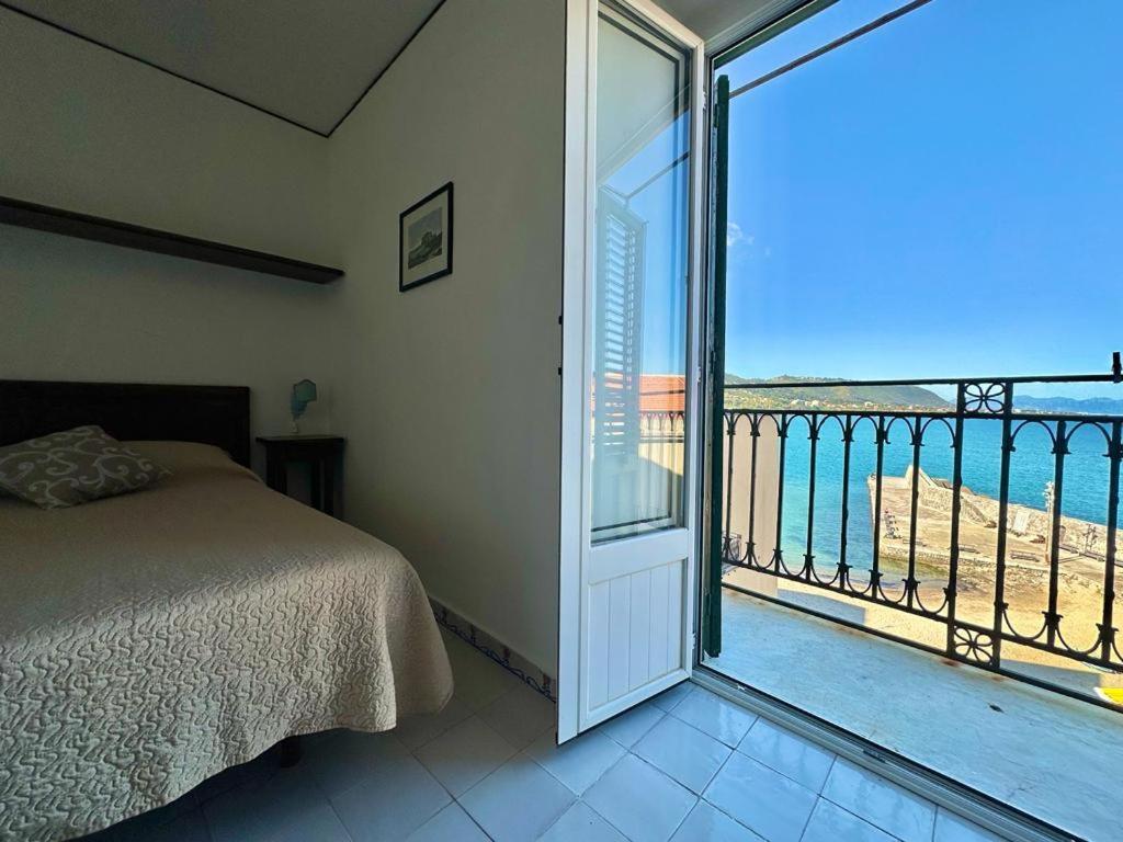 Molo Sea View Apartment Cefalù Extérieur photo
