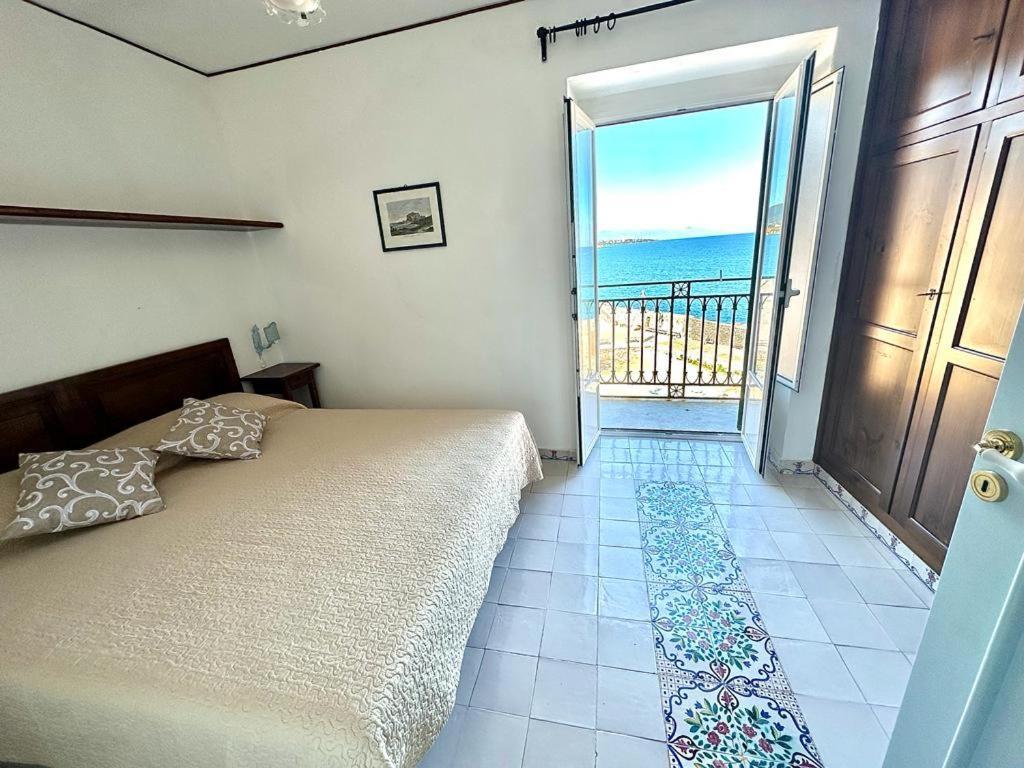 Molo Sea View Apartment Cefalù Extérieur photo
